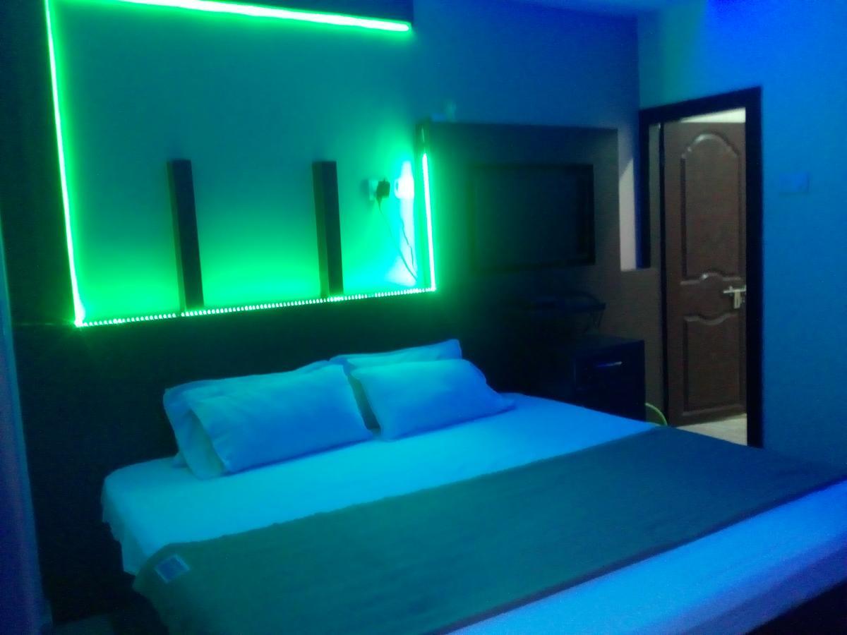 Hotel Divya