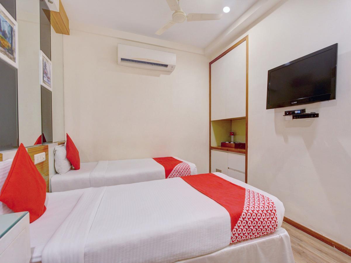 Oyo 9937 Hotel Eaglewood Hyderabad