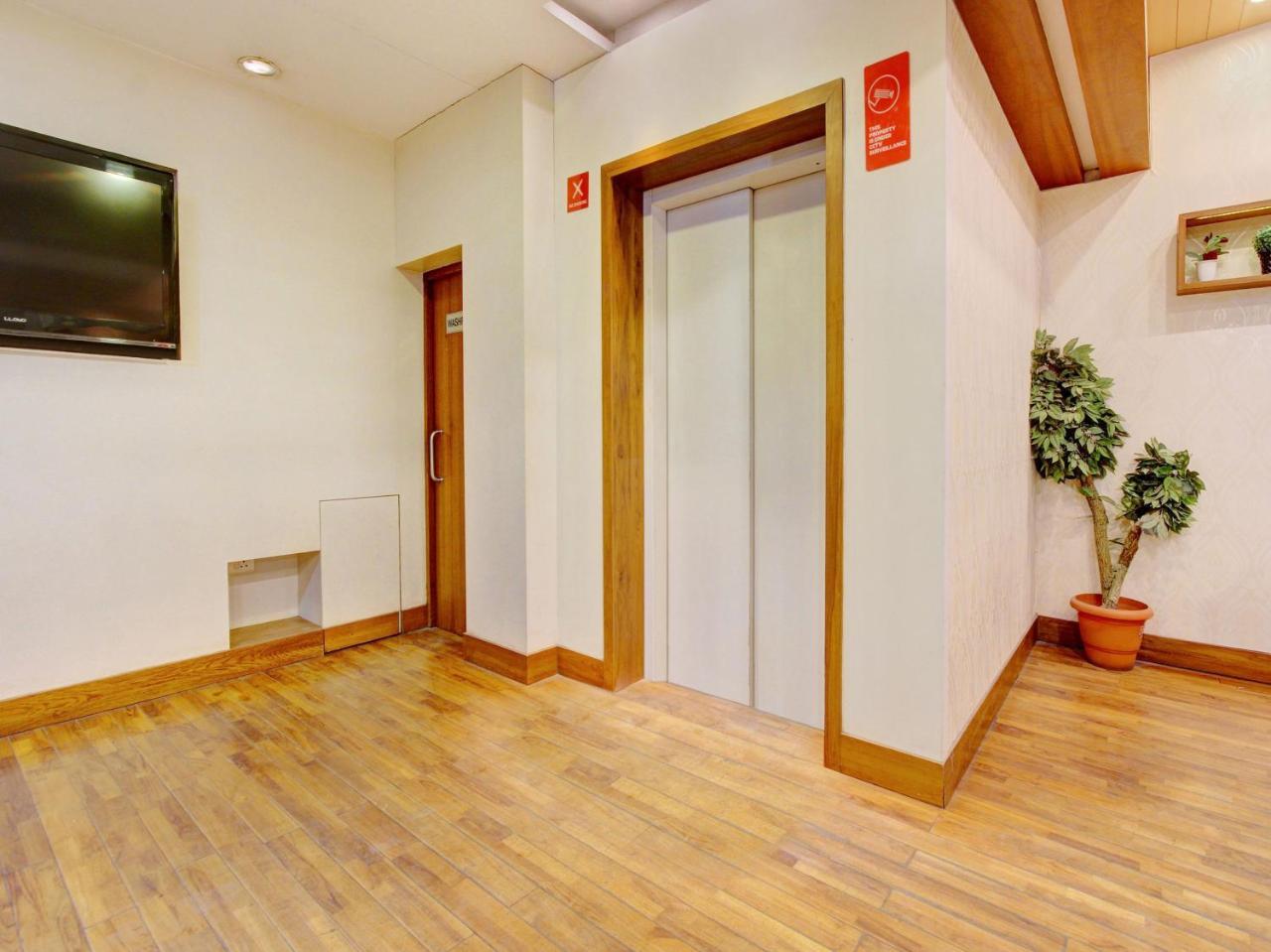 Hotel Oyo 9937 Hotel Eaglewood Hyderabad