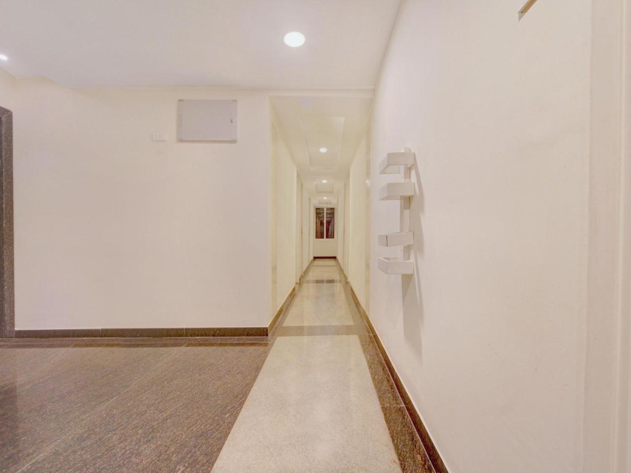 Oyo 9937 Hotel Eaglewood Hyderabad