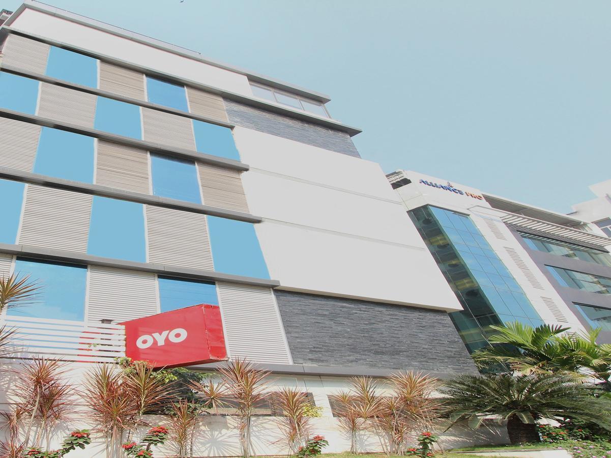 Oyo 9937 Hotel Eaglewood 3*