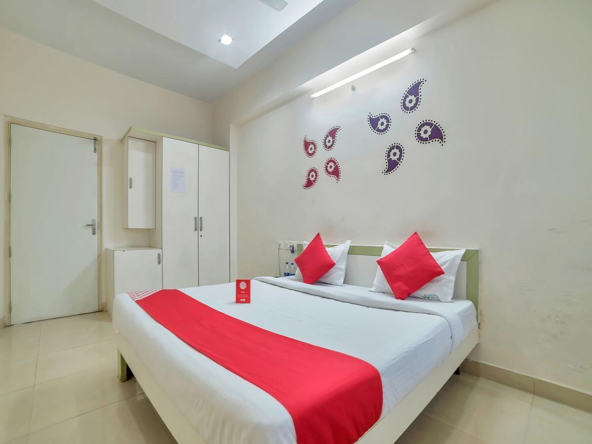 Aparthotel Oyo 3607 Gachibowli 2*