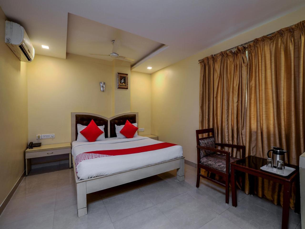 Tourist Palace 2* Hyderabad