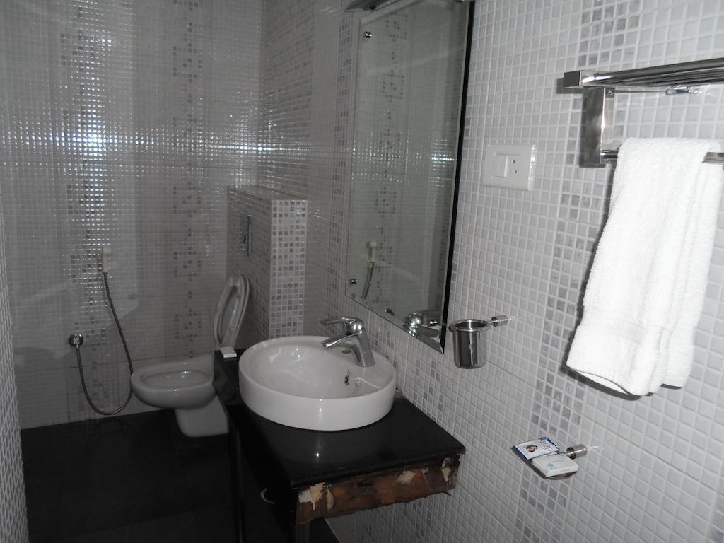 Hotel The Crown 3*