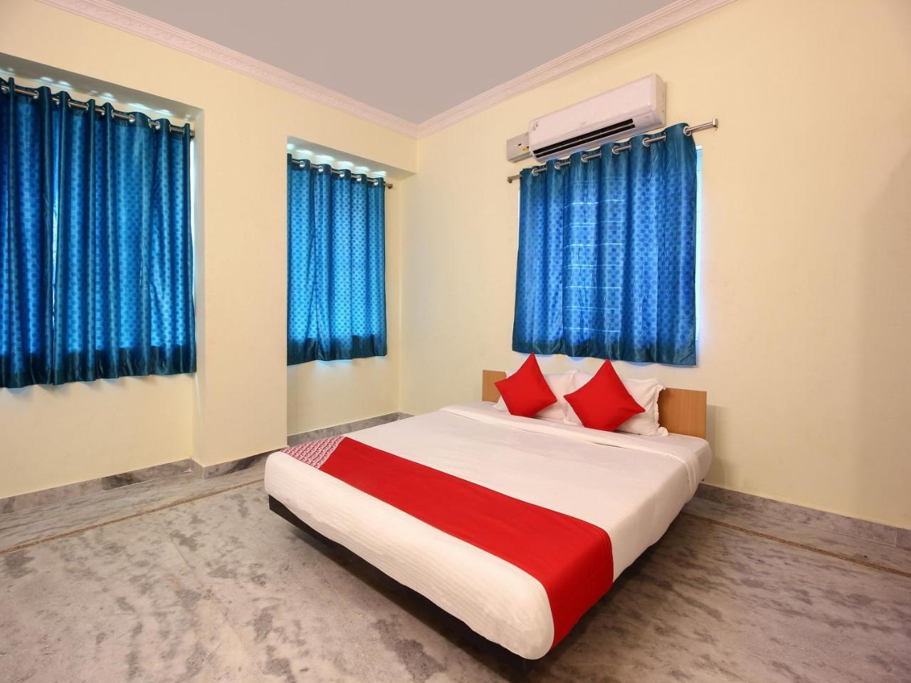 Oyo 15391 Flagship Mehdipatnam Hotel 3*