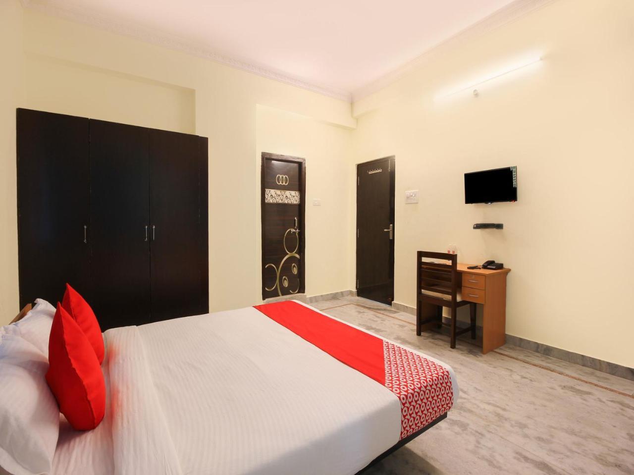 Hotel Oyo 15391 Flagship Mehdipatnam 3*