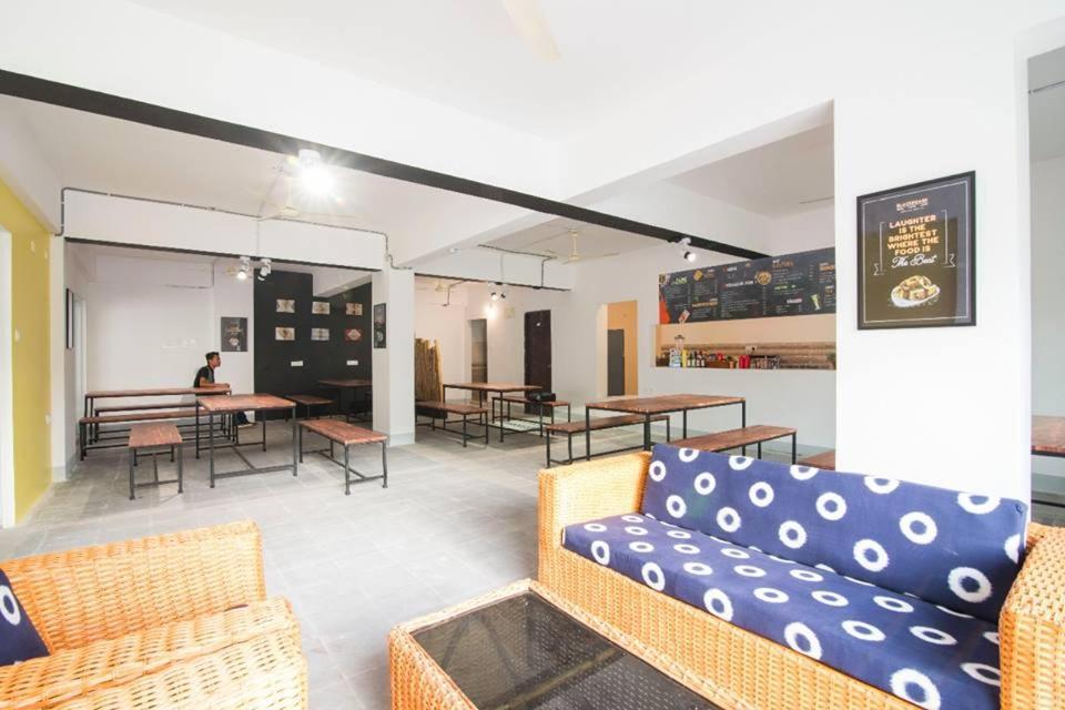 Hostel Buzz Quarter *