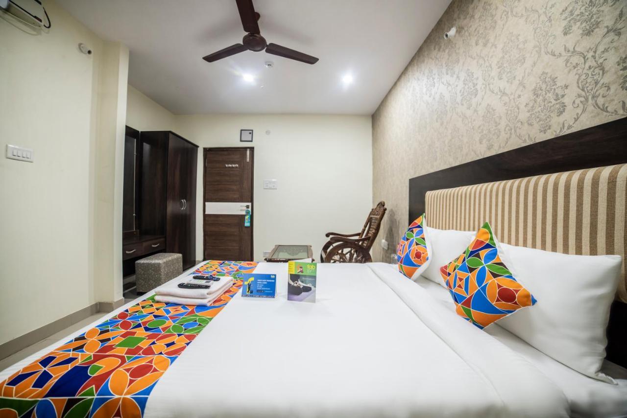 Oyo 76348 Hotel Tirumala 3*