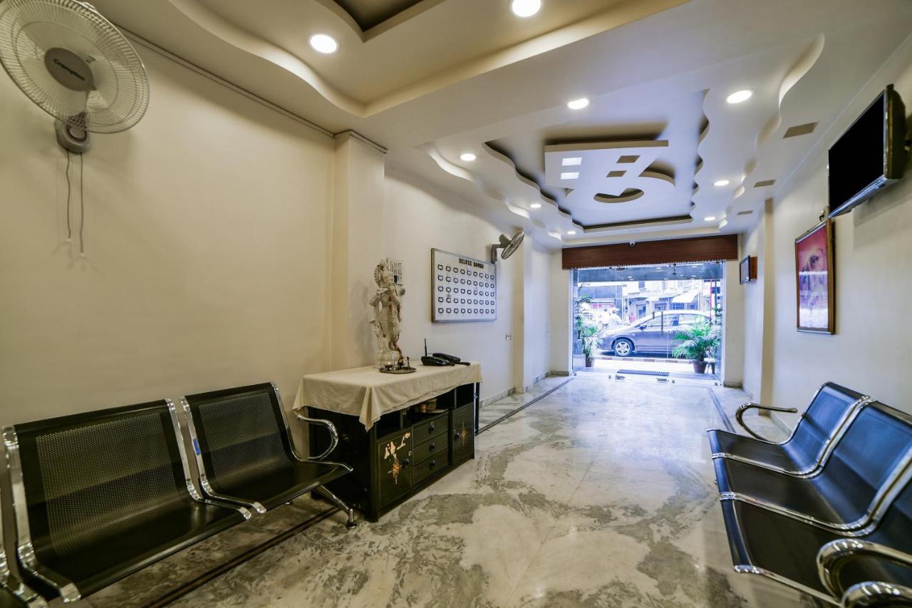 Oyo 13251 Three Castles Deluxe Hotel Hyderabad
