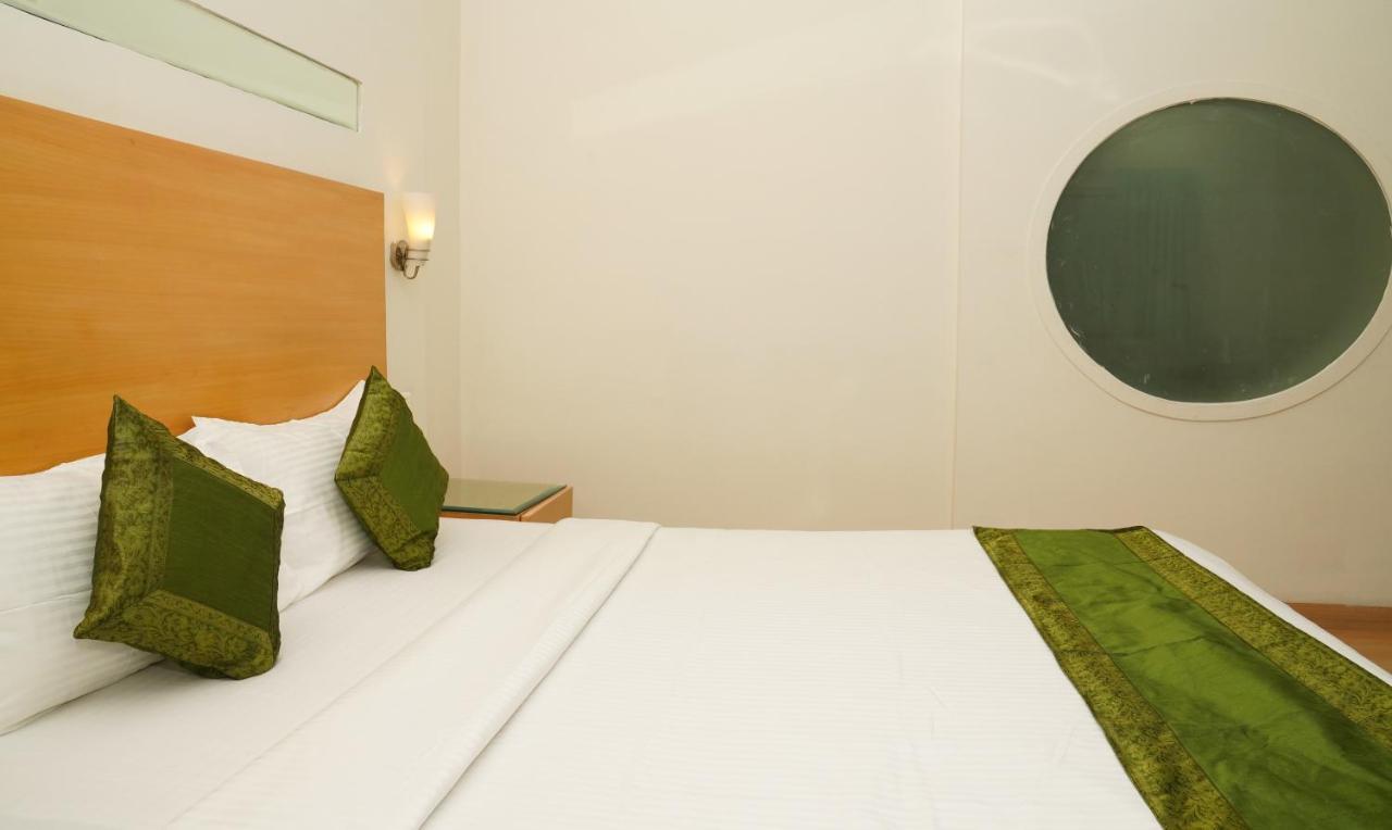 Oyster Suites 3* Hyderabad
