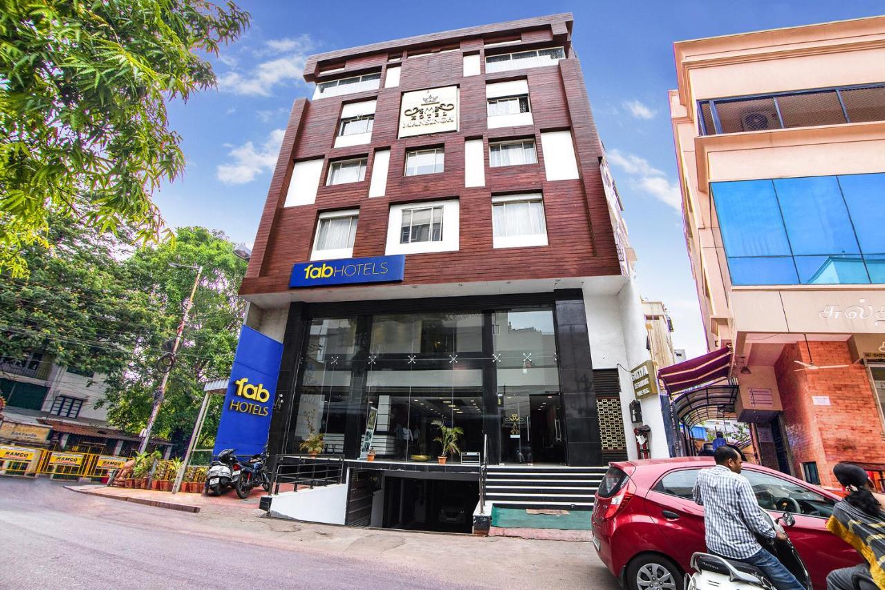 Hotel Fabhotel Mansingh Begum Bazar Road 3*