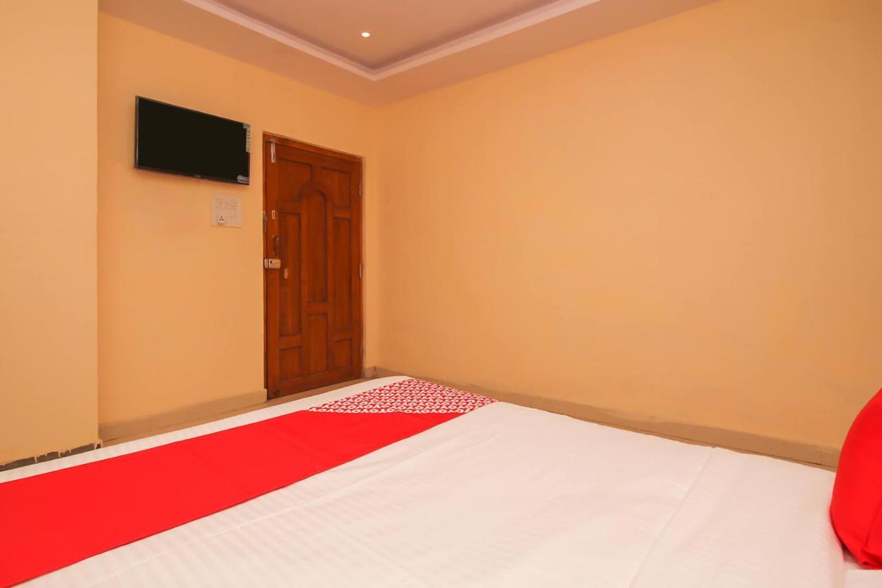 Hotel Oyo 7343 Al Shareef Palace 3*