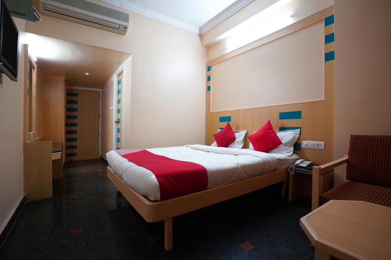 Hotel Oyo Flagship 19581 Raj Classic Mg Road 3*
