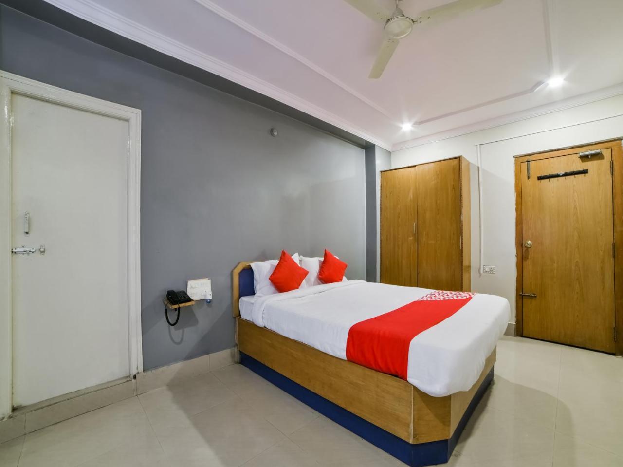 Oyo 15752 Kbr Residency Hotel Hyderabad
