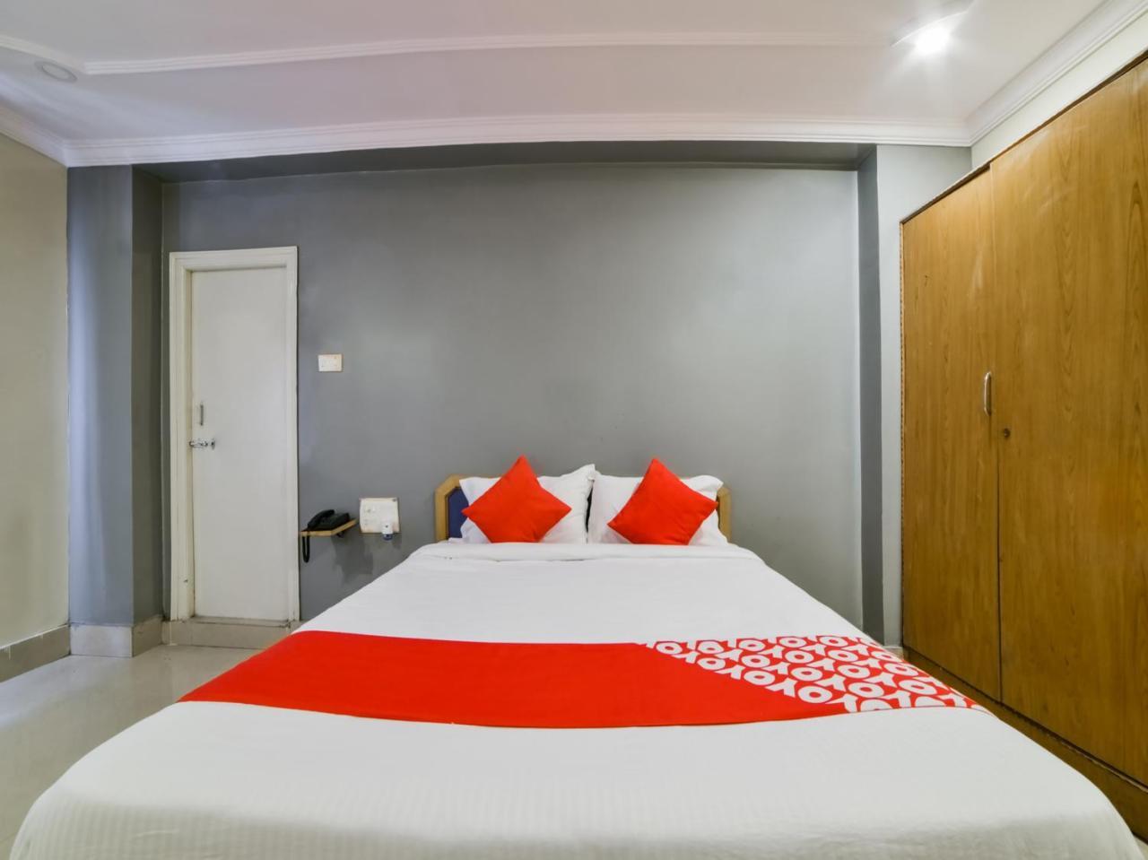 Oyo 15752 Kbr Residency Hotel Hyderabad