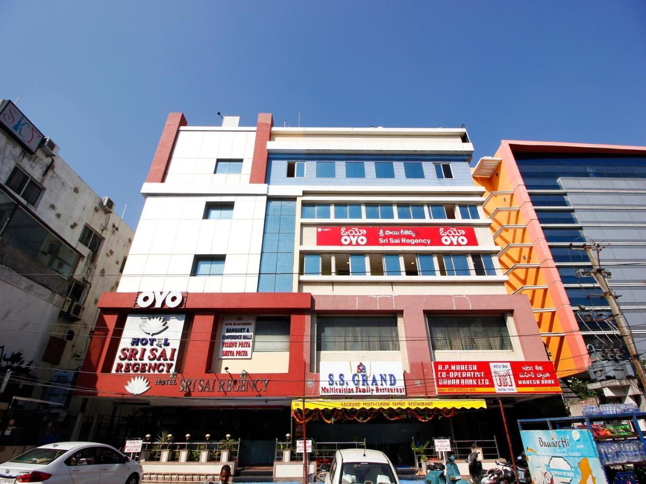 Hotel Oyo 14671 Sri Sai Regency Hyderabad