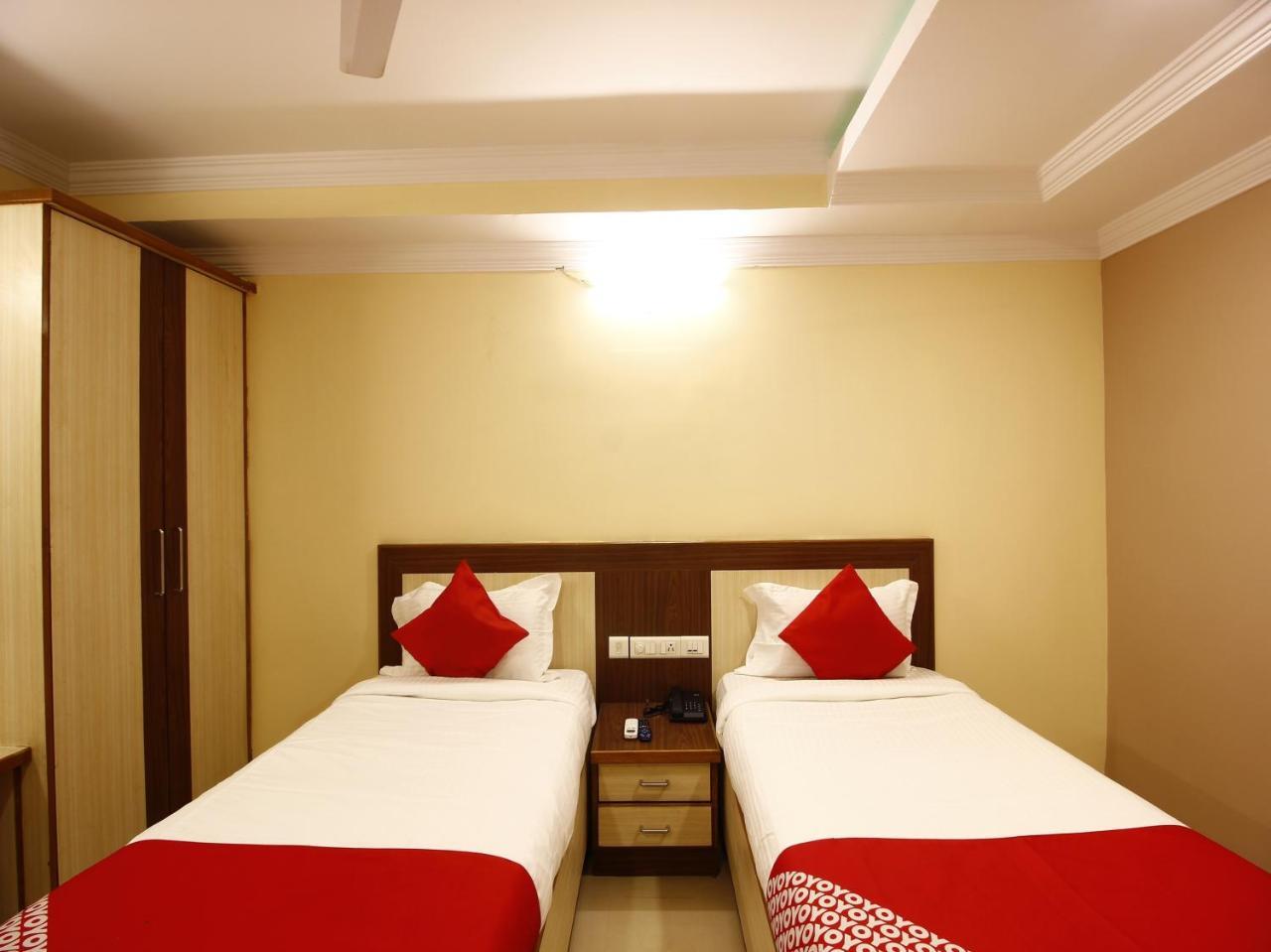 Oyo 14671 Sri Sai Regency Hotel Hyderabad