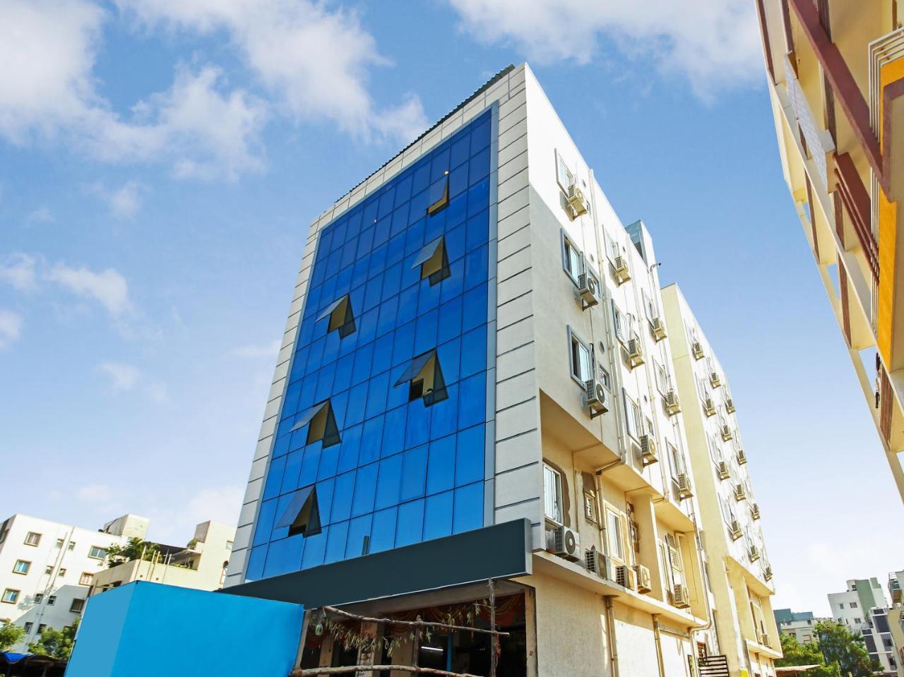 Hotel Oyo Flagship 13544 Sri Sai Nilayam 3*