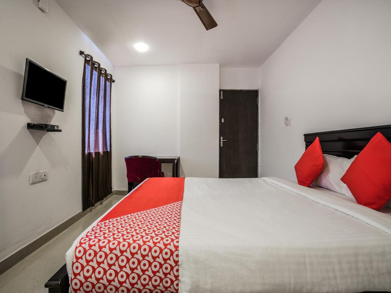 Hotel Oyo 18341 Flagship Metro International