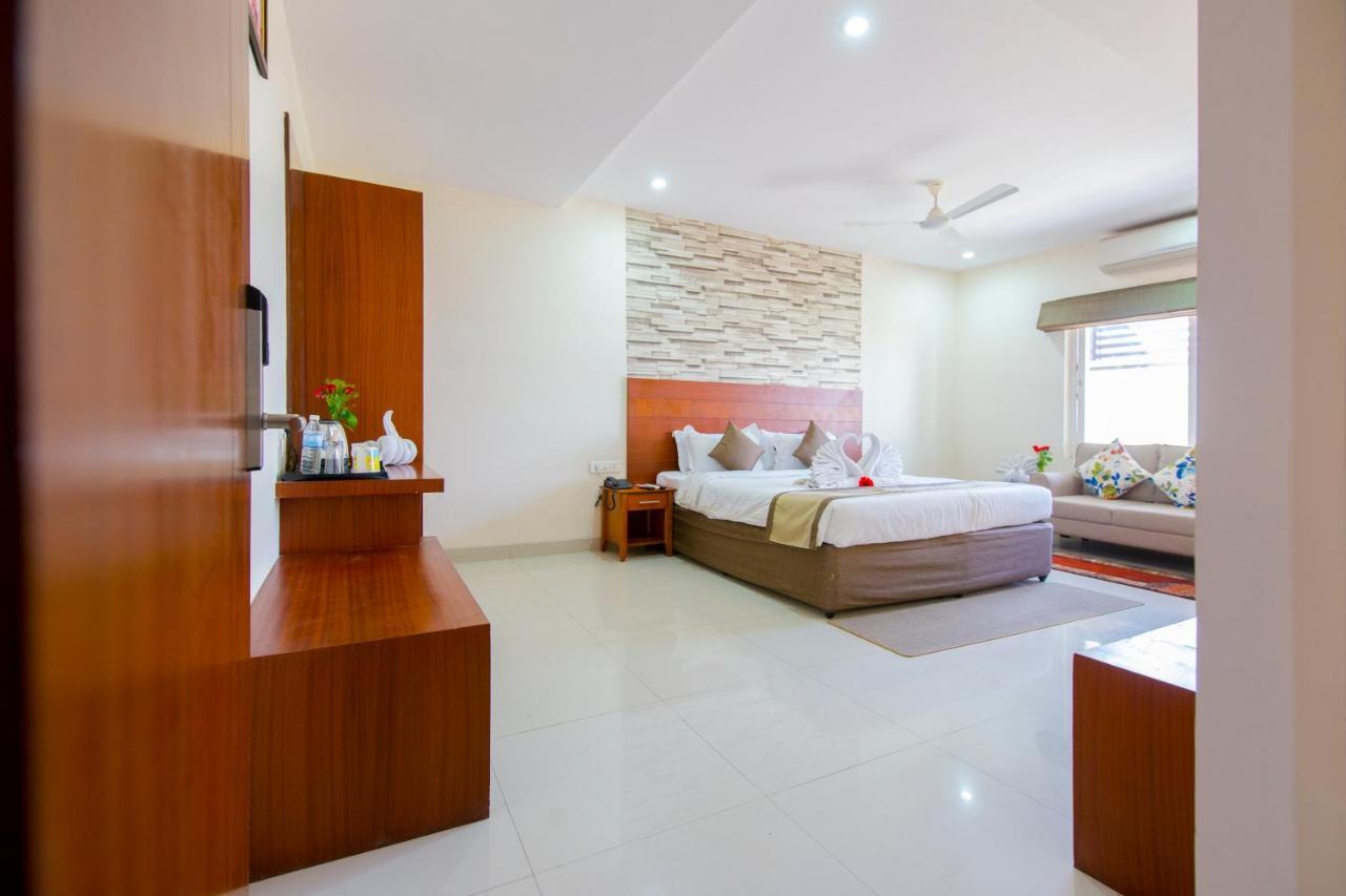 Hotel Mint Jupiter Hitech Hyderabad