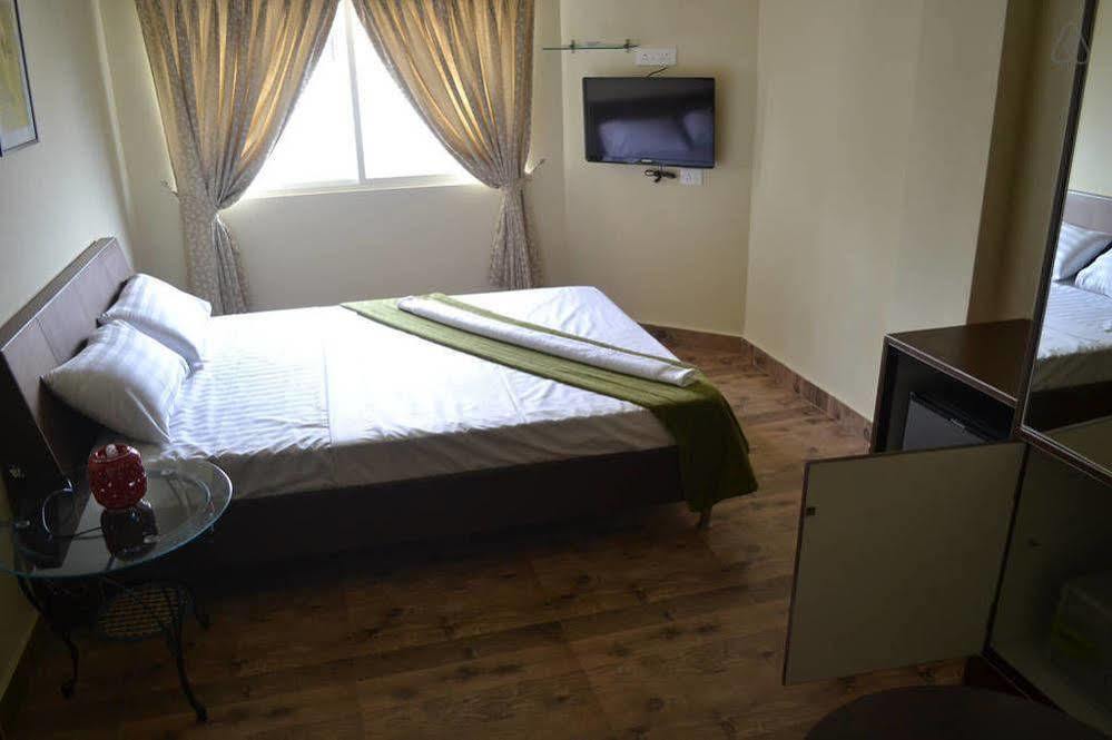 Hotel Manar Hyderabad