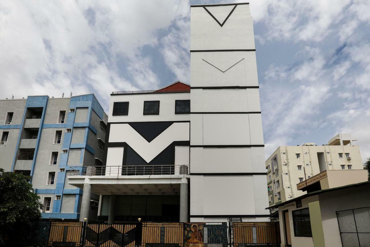 Hotel Oyo 986 Akhand Homes Hyderabad