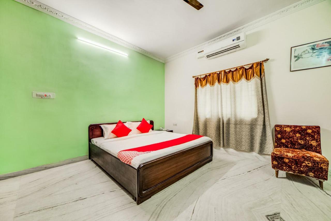 Oyo 35437 Shobha 3* Hyderabad