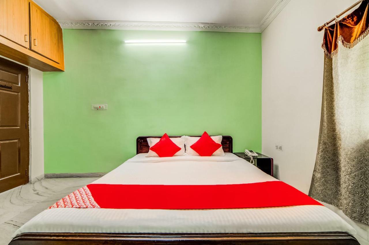 Oyo 35437 Shobha Guest house Hyderabad
