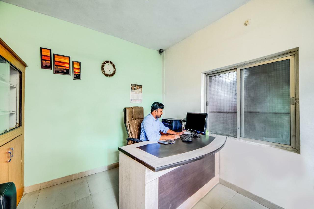 Oyo 35437 Shobha Guest house Hyderabad