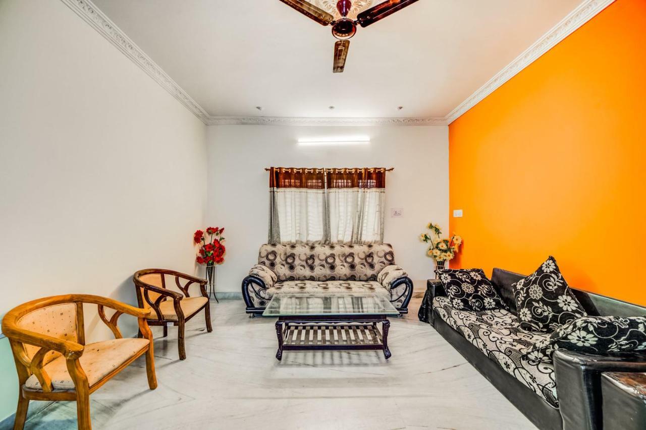 Guest house Oyo 35437 Shobha Hyderabad