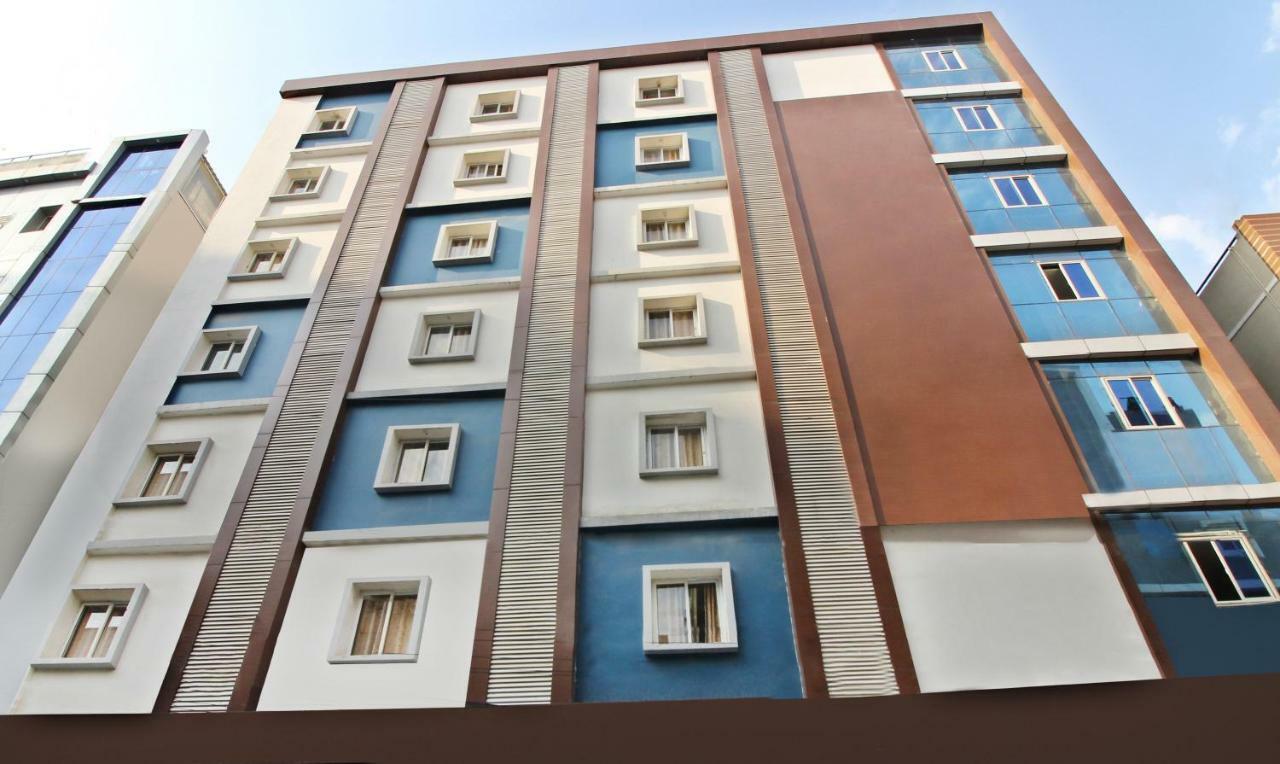 Treebo Trend Rain Tree, Hitech City Hyderabad