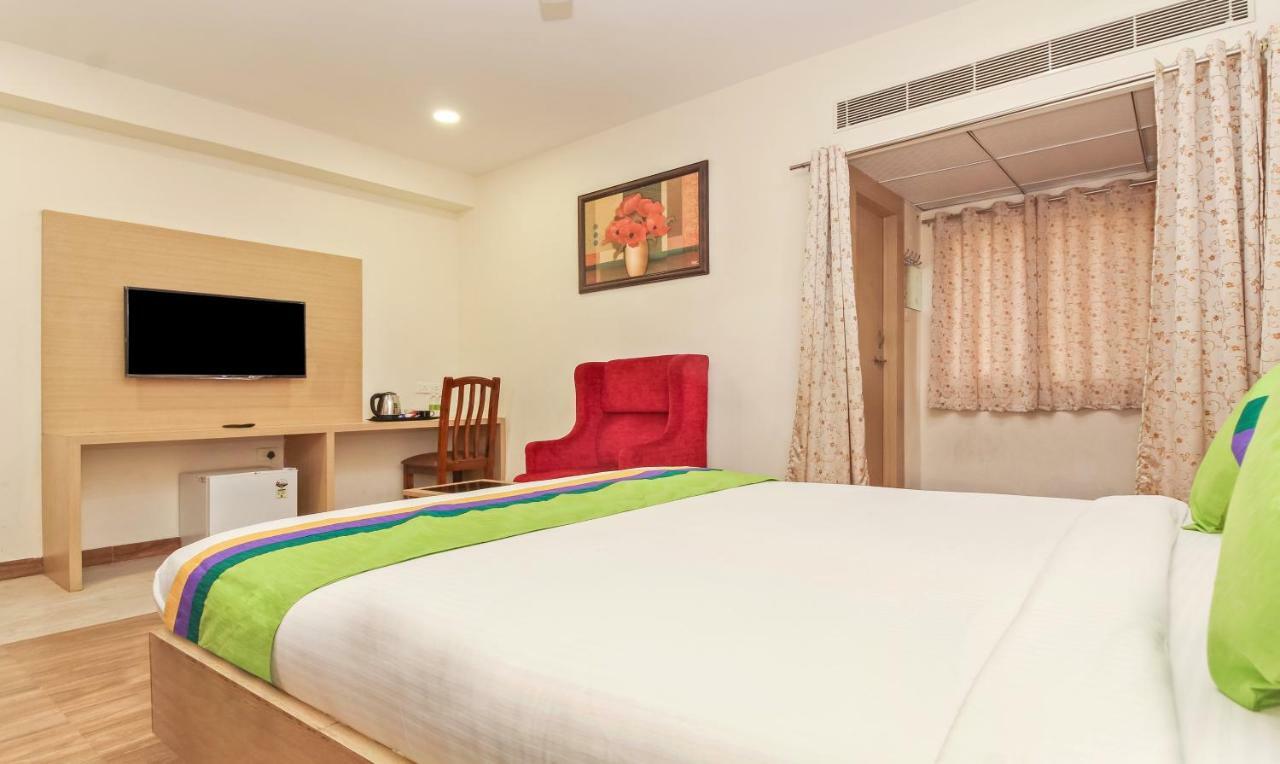 Treebo Trend Rain Tree, Hitech City Hotel