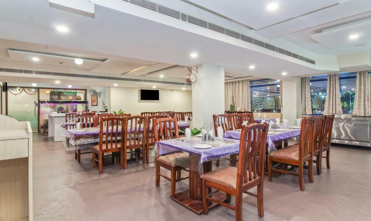 Hotel Treebo Trend Rain Tree, Hitech City Hyderabad