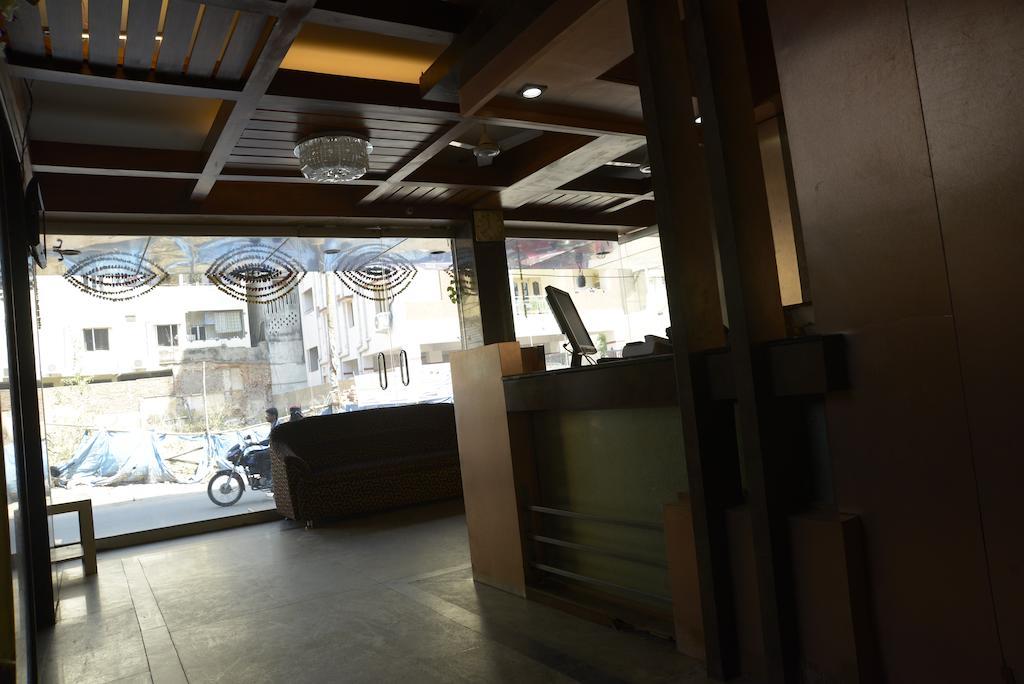 Hotel Sri Sai Krupa