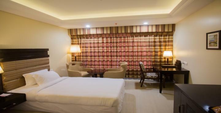 Hotel Royal Reve