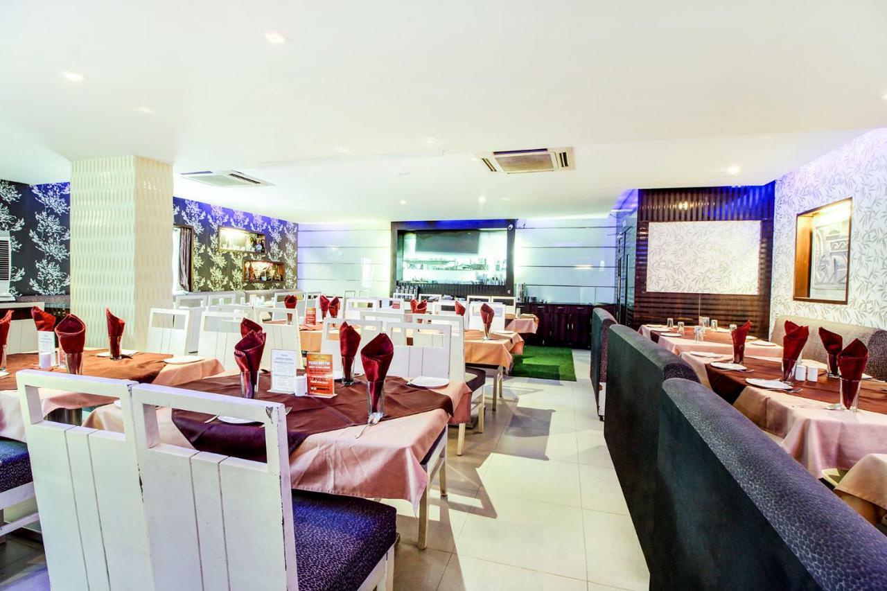Hotel Fabexpress Tourist Plaza