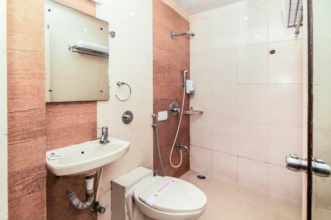 Fabexpress Tourist Plaza Hotel