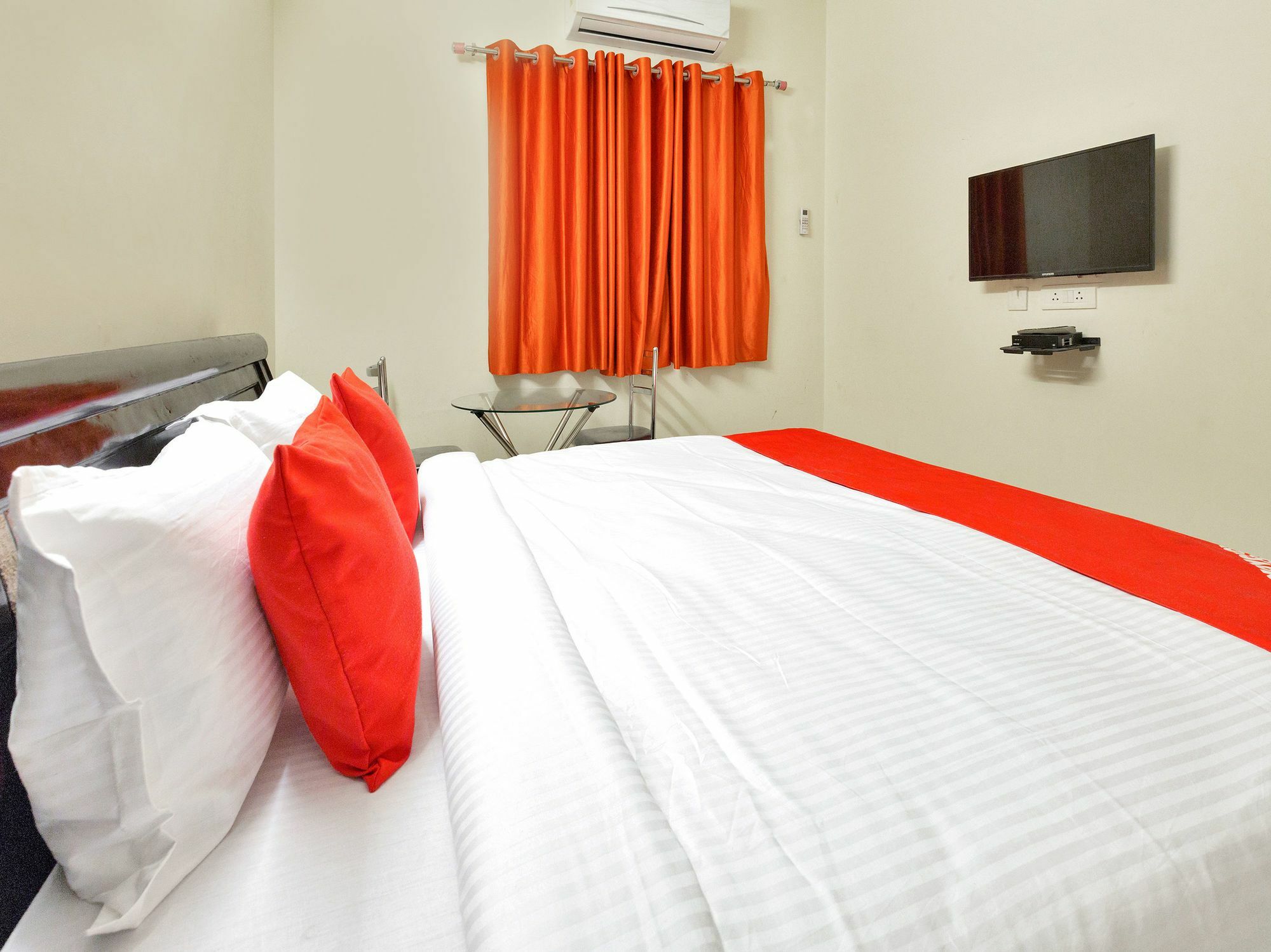 Hotel Oyo 11919 Dock Hyderabad