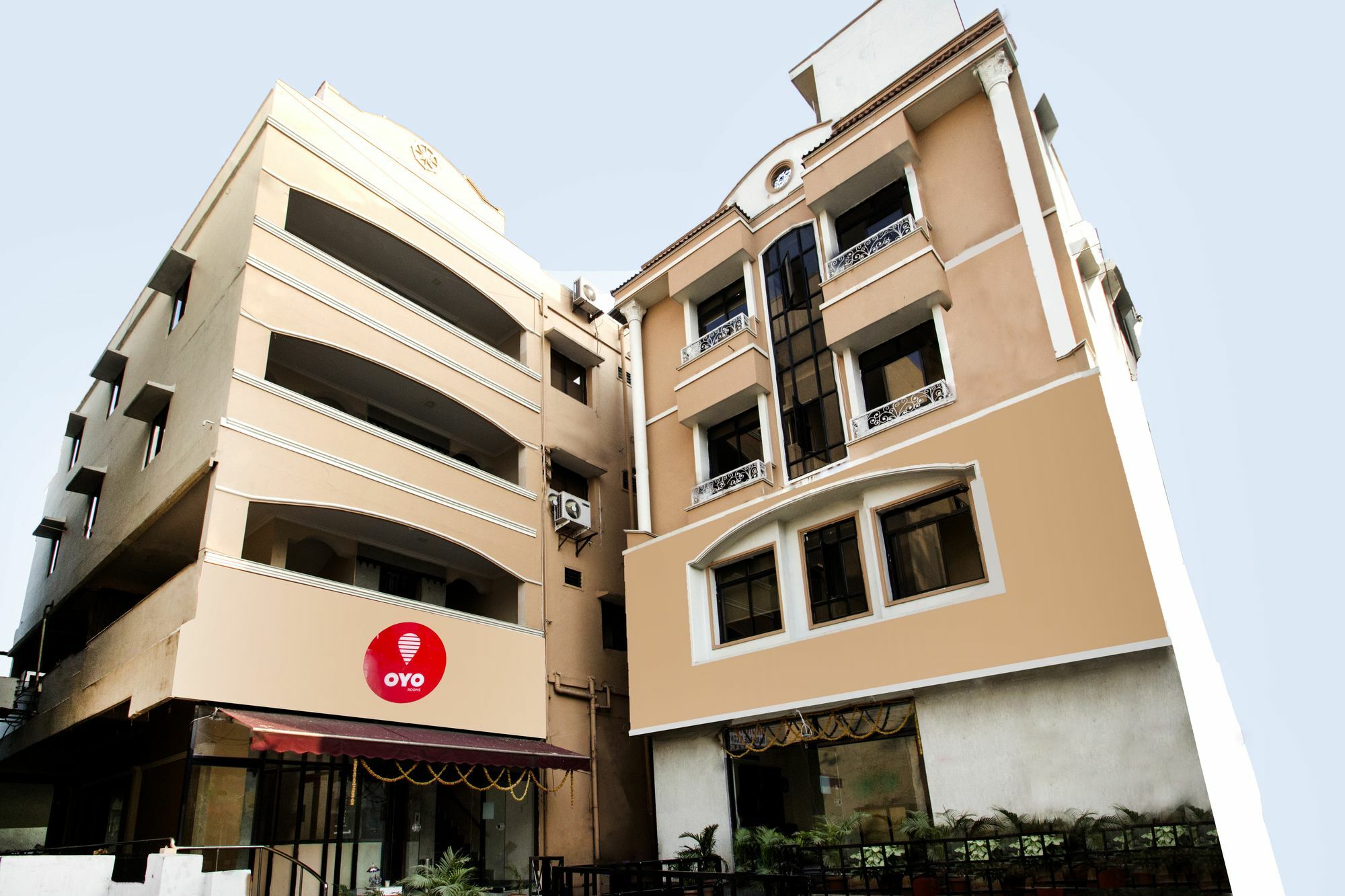 Oyo 7976 Dilsukhnagar