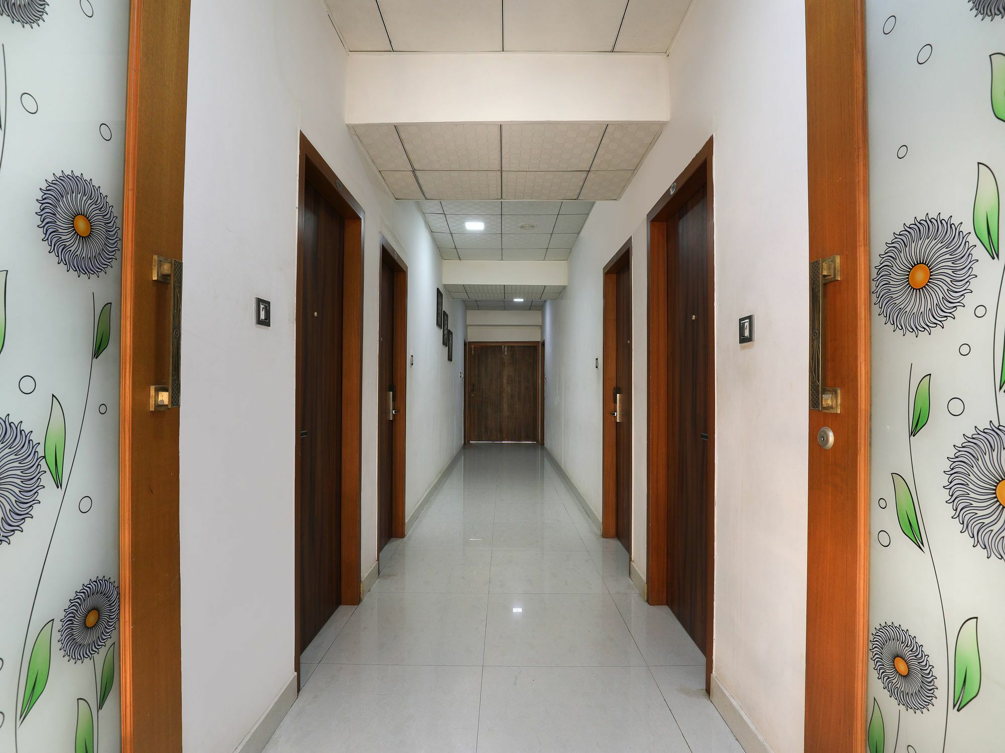 Oyo 986 Akhand Homes Hotel 3*