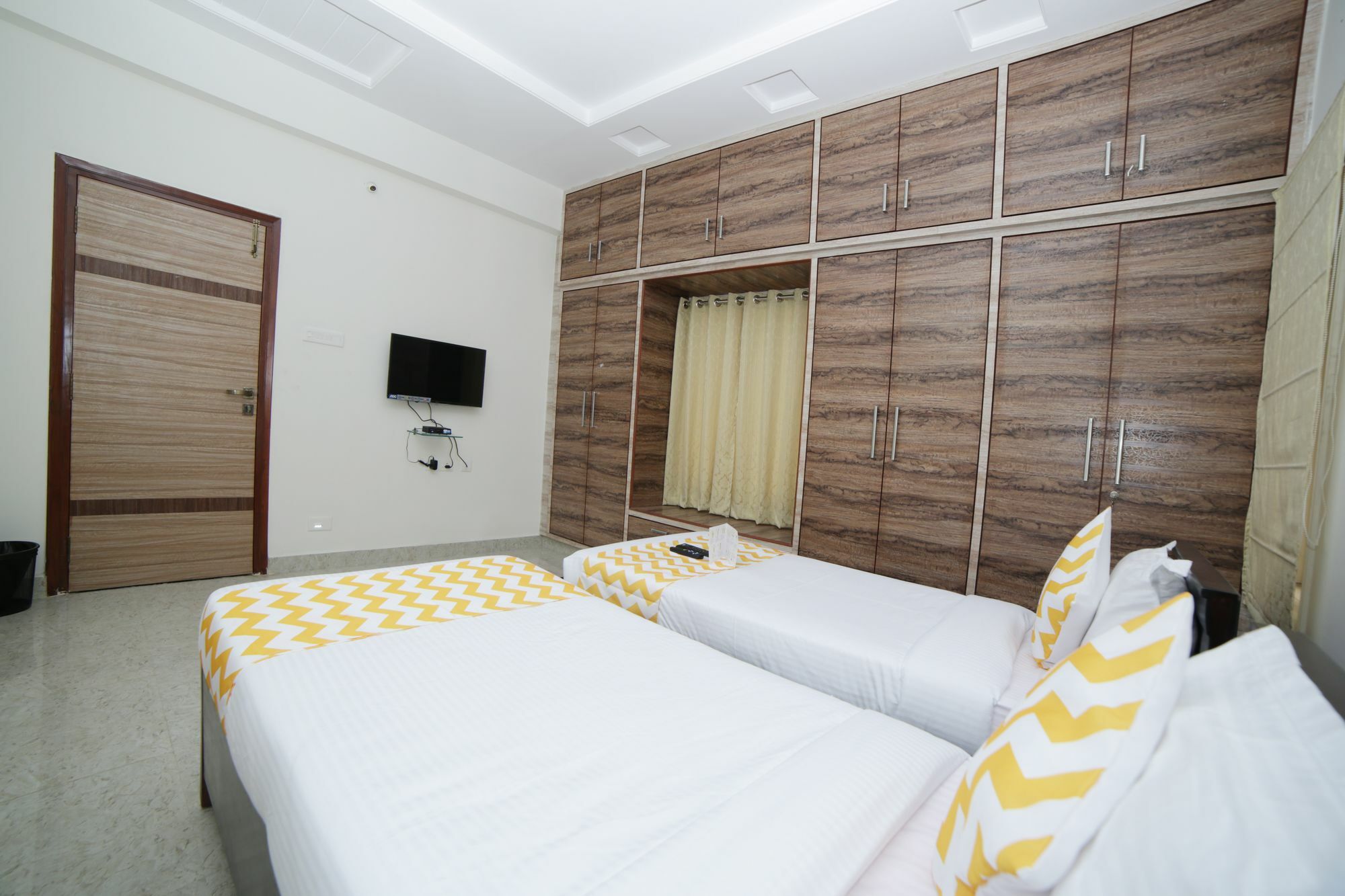 O Hillside Kukatpally Hotel