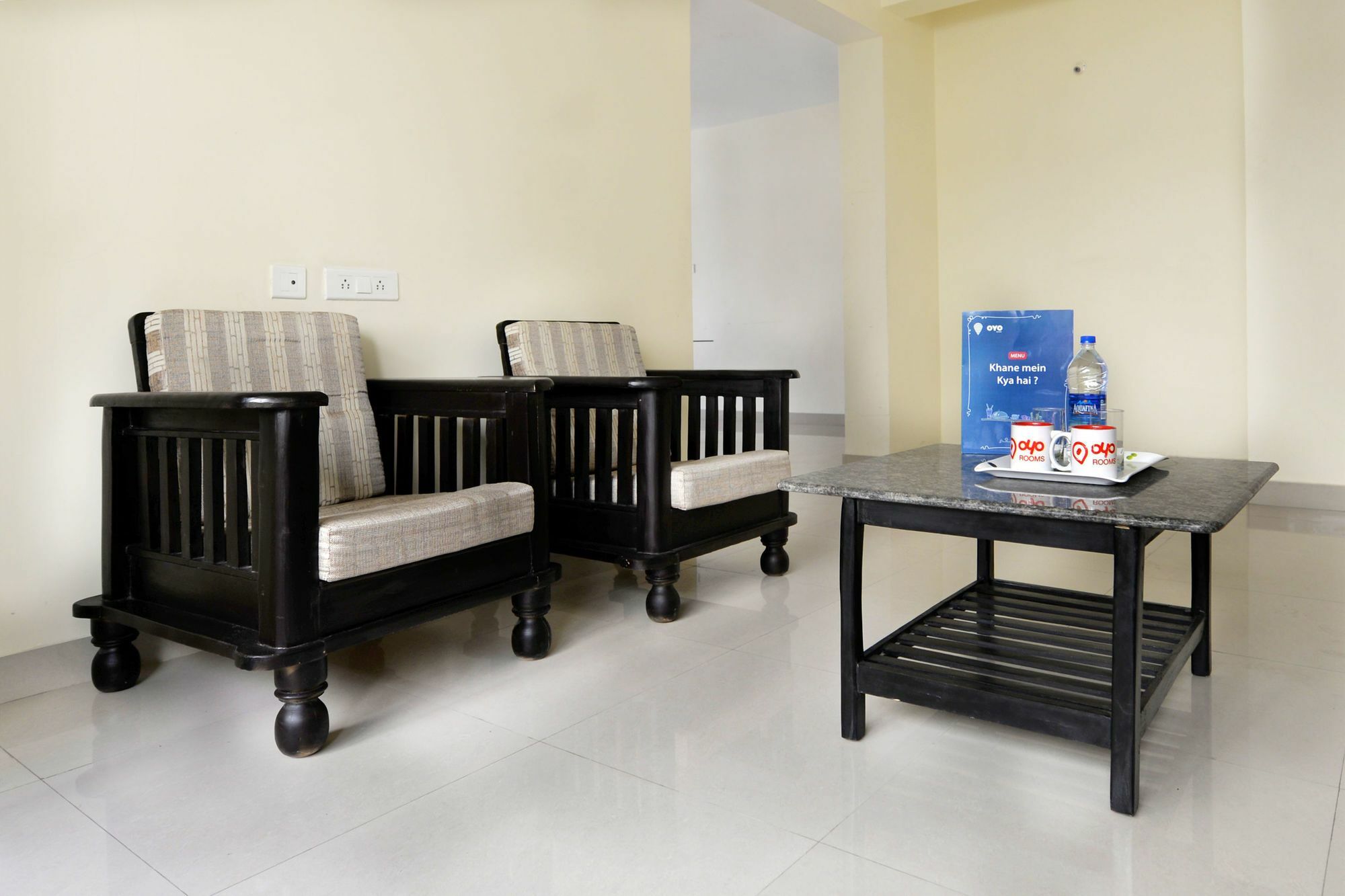 Hotel Oyo 4346 Serene Nest 2*