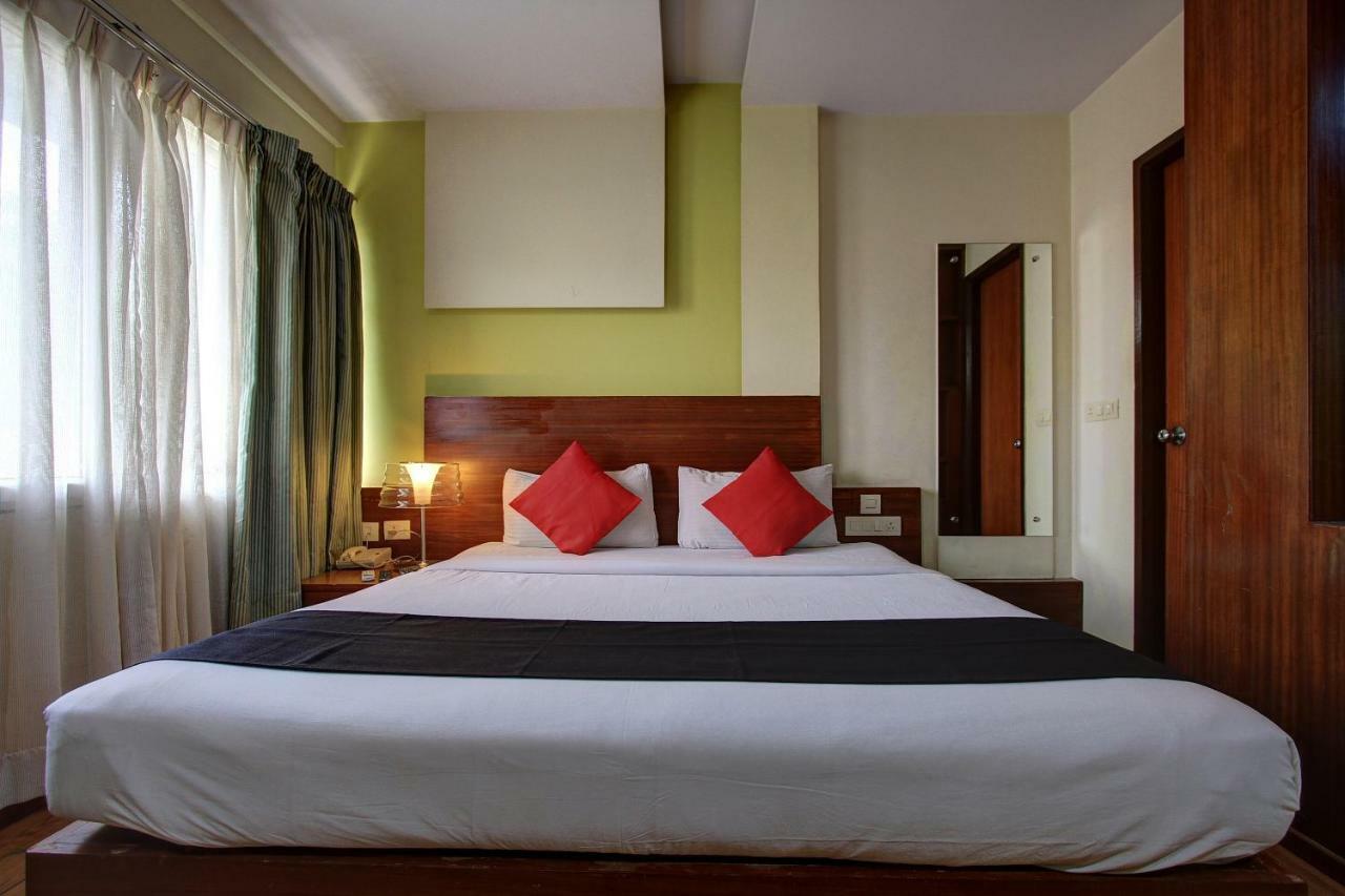 Super Townhouse Red Hills Lakdikapul Formerly Sitara Grand 3*