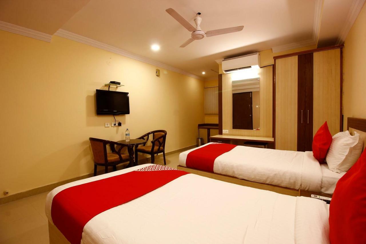 Oyo 14671 Sri Sai Regency 2* Hyderabad