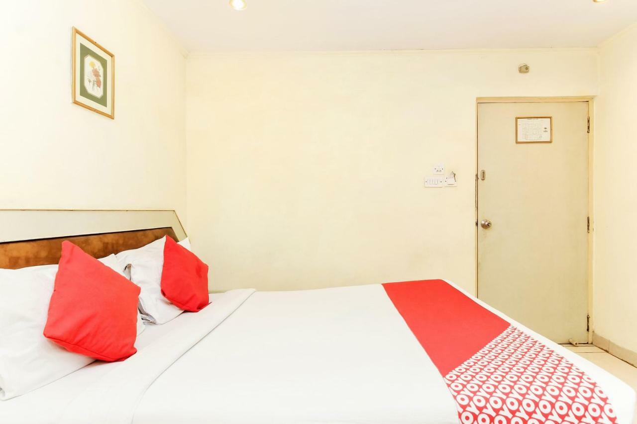 Hotel Oyo 9302 Baseraa Hyderabad