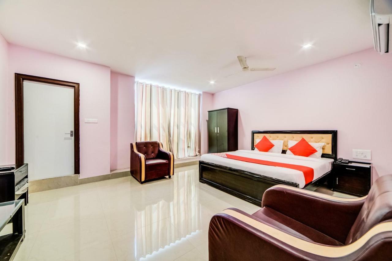 Hotel Oyo 11966 Grand Euro Park 3*