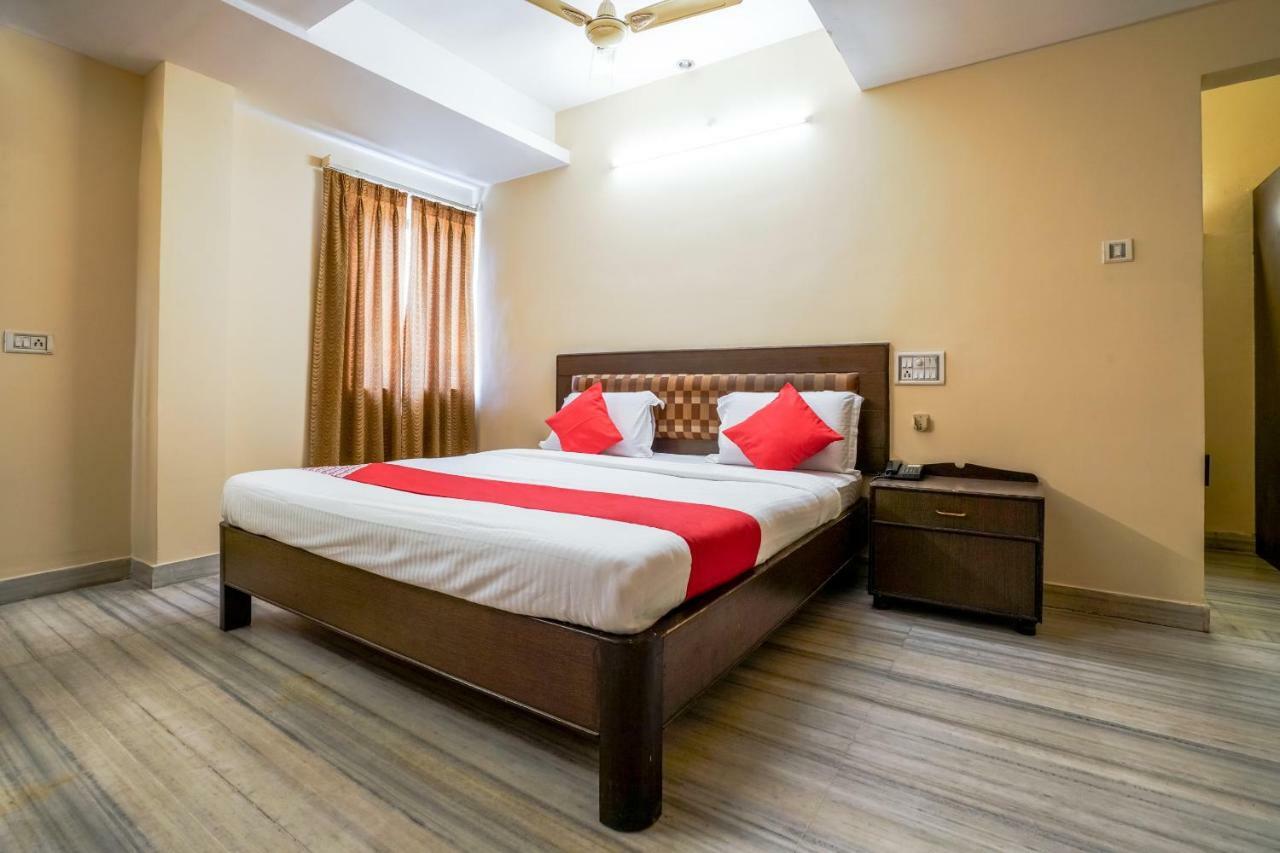 Hotel Oyo 18591 Samrat