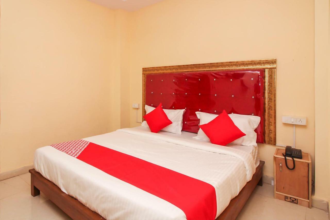 Oyo 7343 Al Shareef Palace Hotel 3*