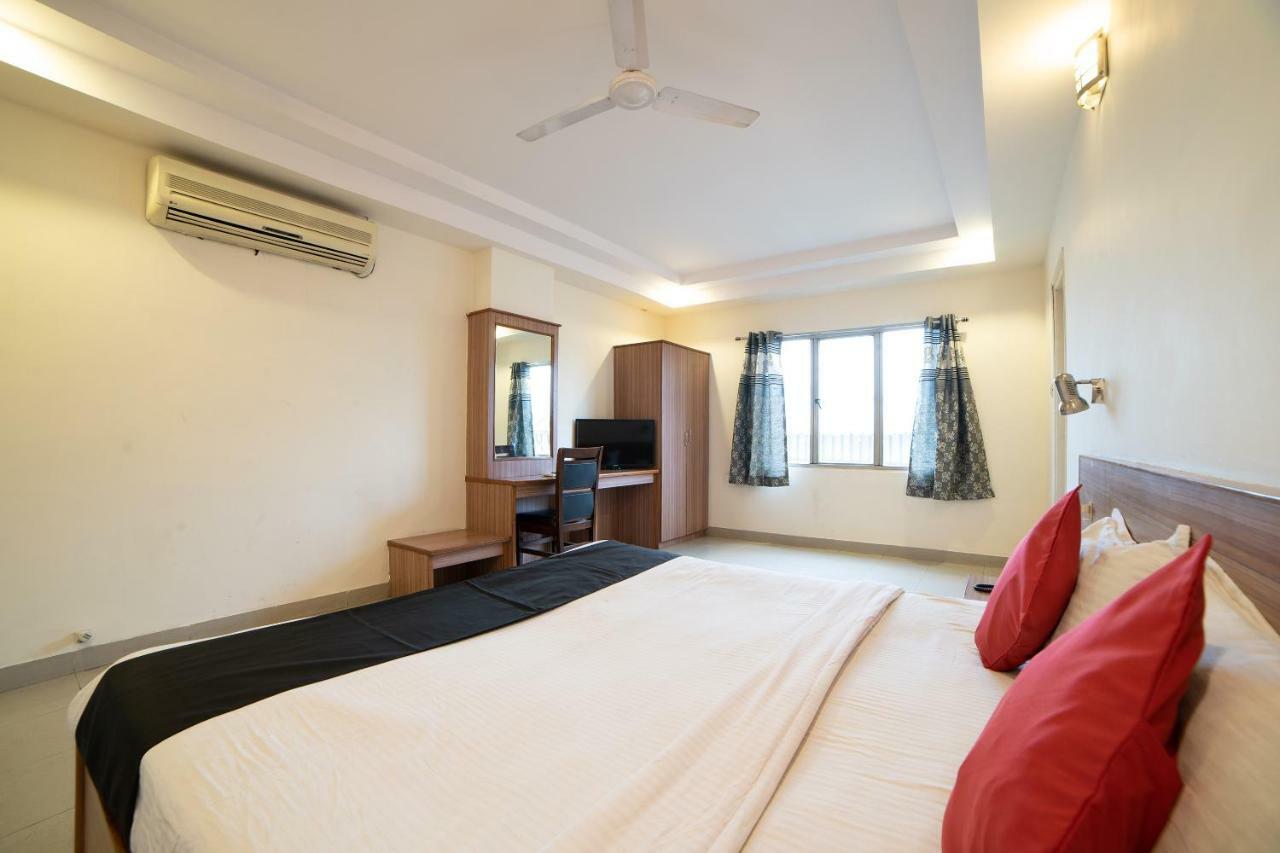 Super Townhouse Red Hills Lakdikapul Formerly Sitara Grand 3* Hyderabad