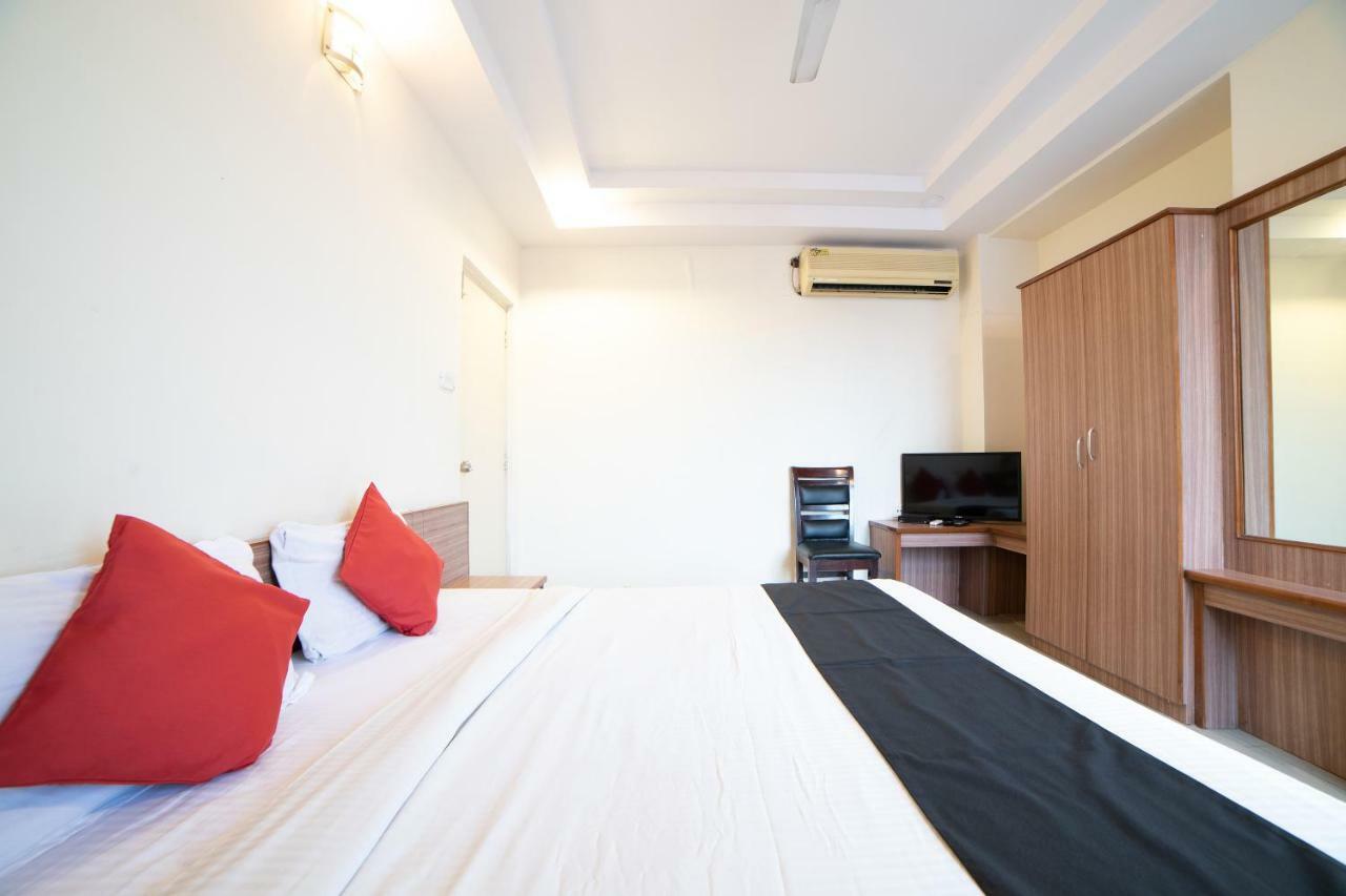 Super Townhouse Red Hills Lakdikapul Formerly Sitara Grand Hotel 3*